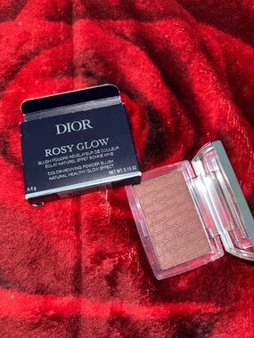 Dior Rosy Glow Blush — Rose Brown Tint